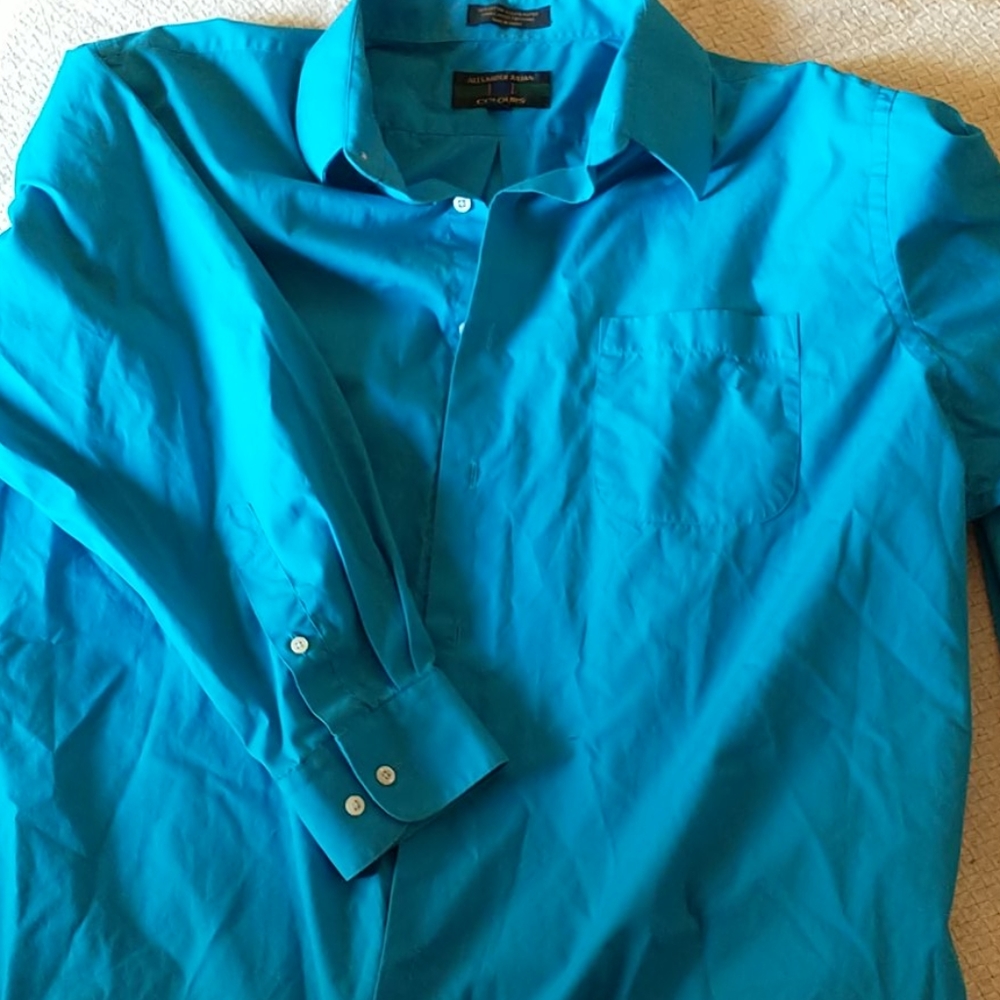 Men's teal button up shirt